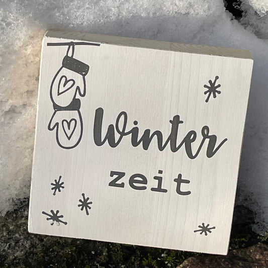 Holzblock - Winterzeit